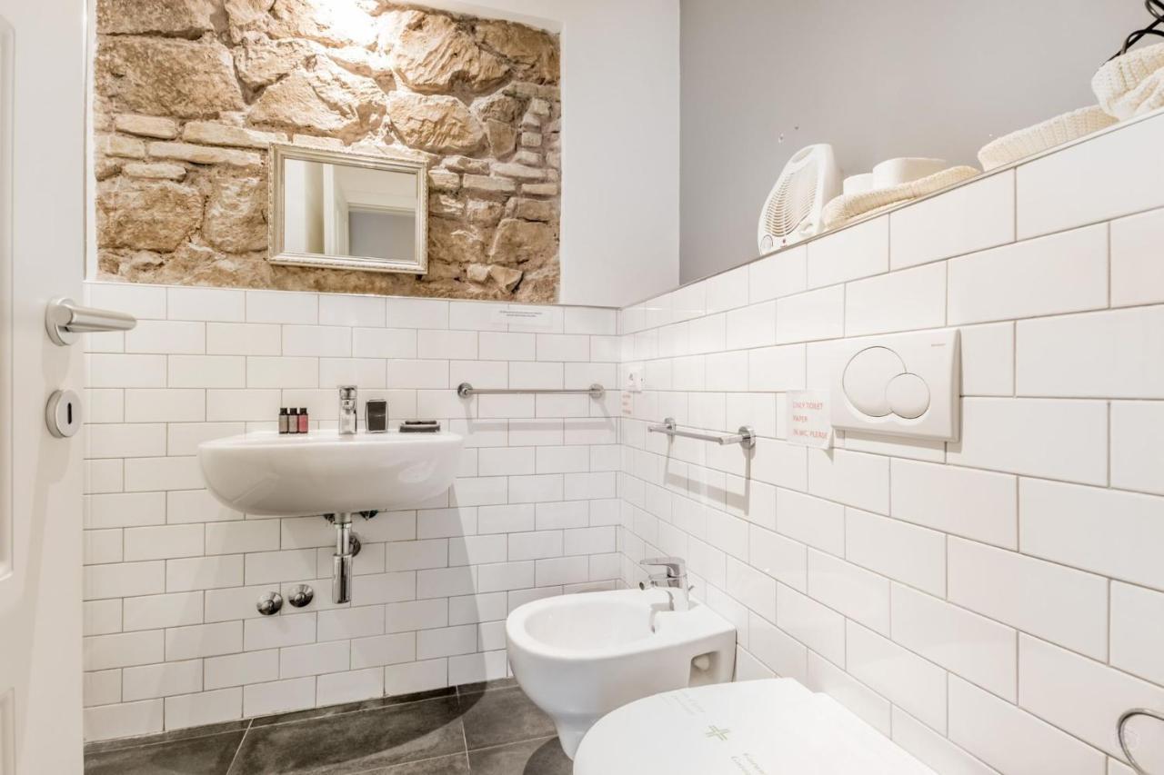 B&B Trastevere 94 Рим Екстер'єр фото